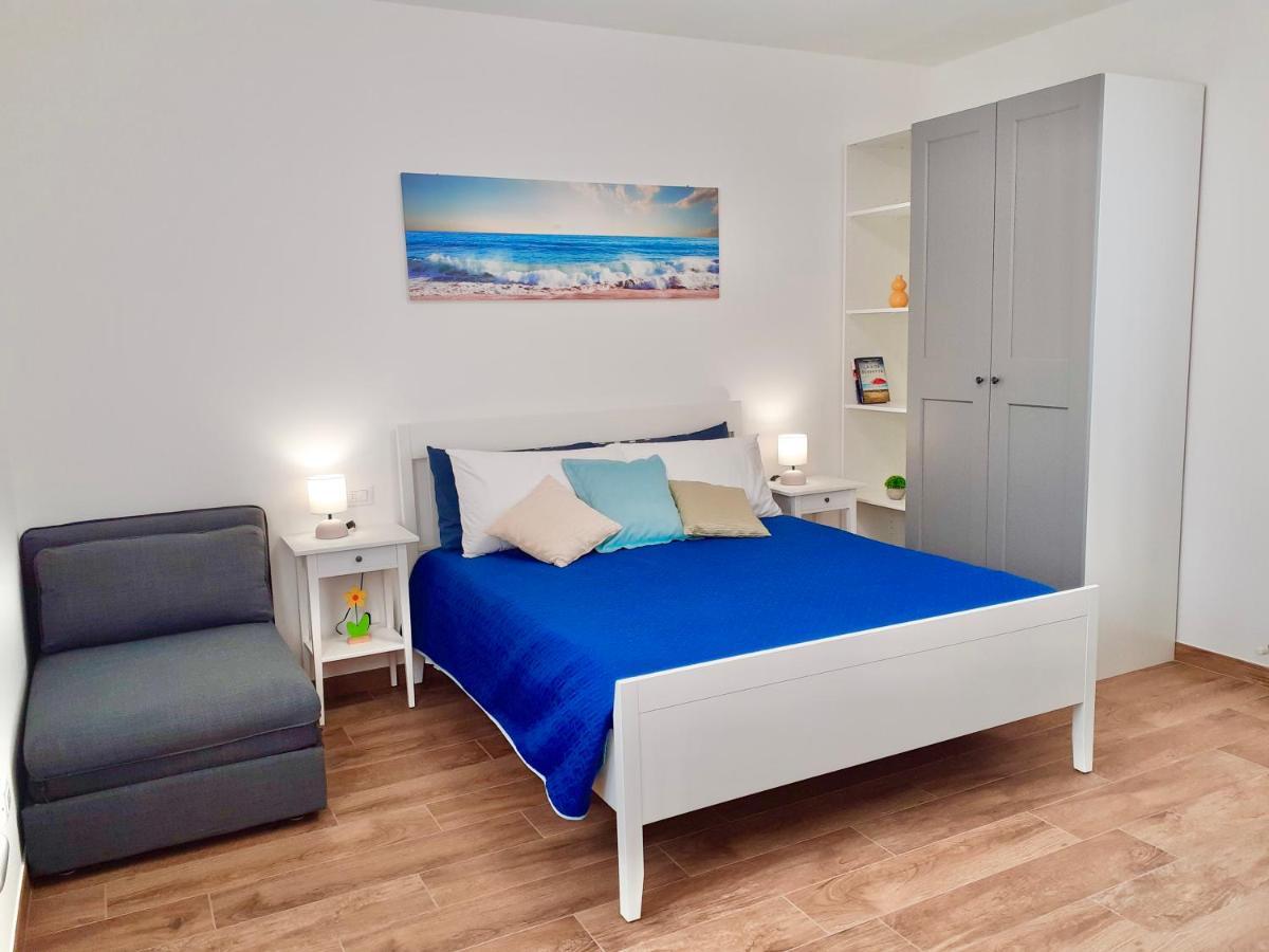 Casa Vacanze Con Vista Mare E Giardino - Amanecer Marzocca di Senigallia Exterior foto