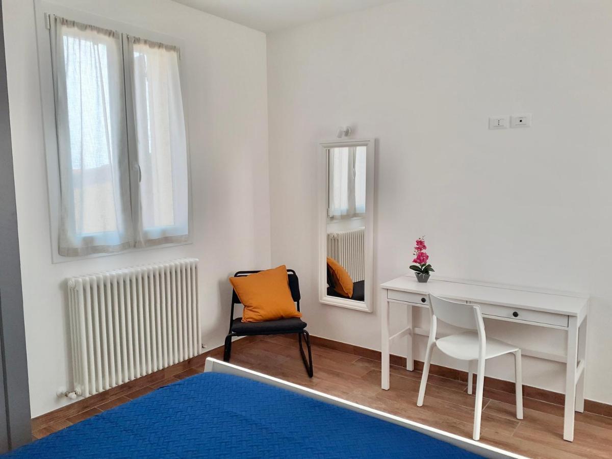 Casa Vacanze Con Vista Mare E Giardino - Amanecer Marzocca di Senigallia Exterior foto